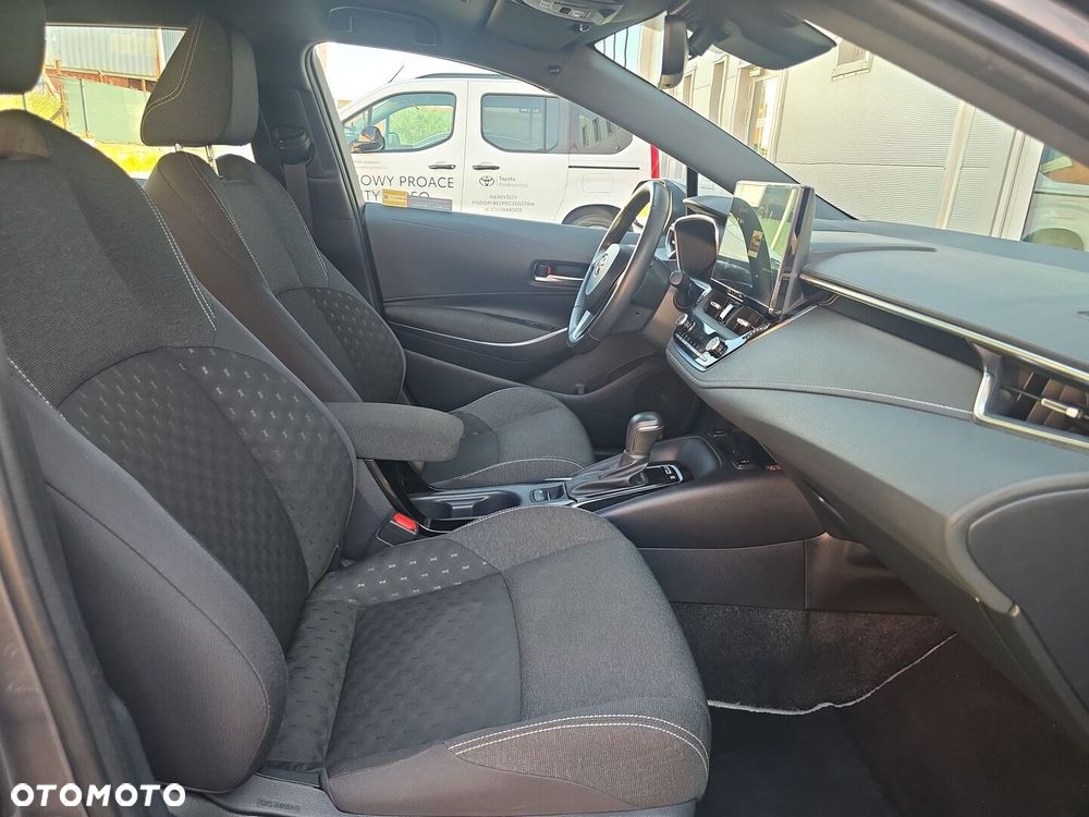 Toyota Corolla 1.8 Hybrid Comfort - 16