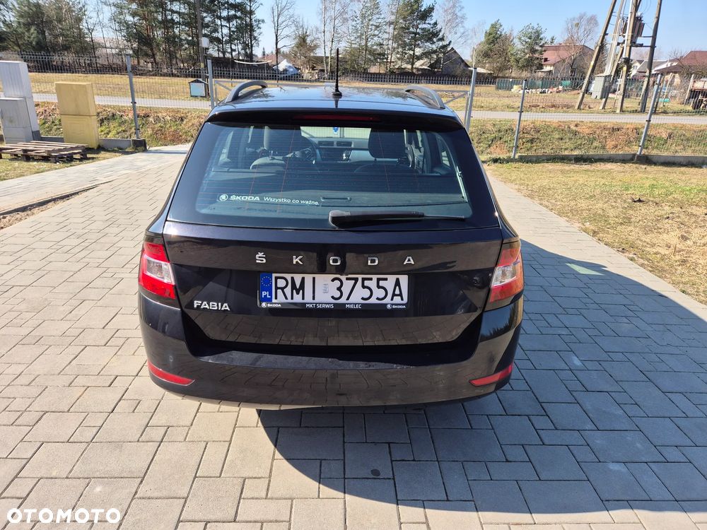 Skoda Fabia 1.0 TSI Ambition - 6