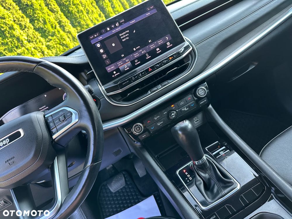 Jeep Compass - 4