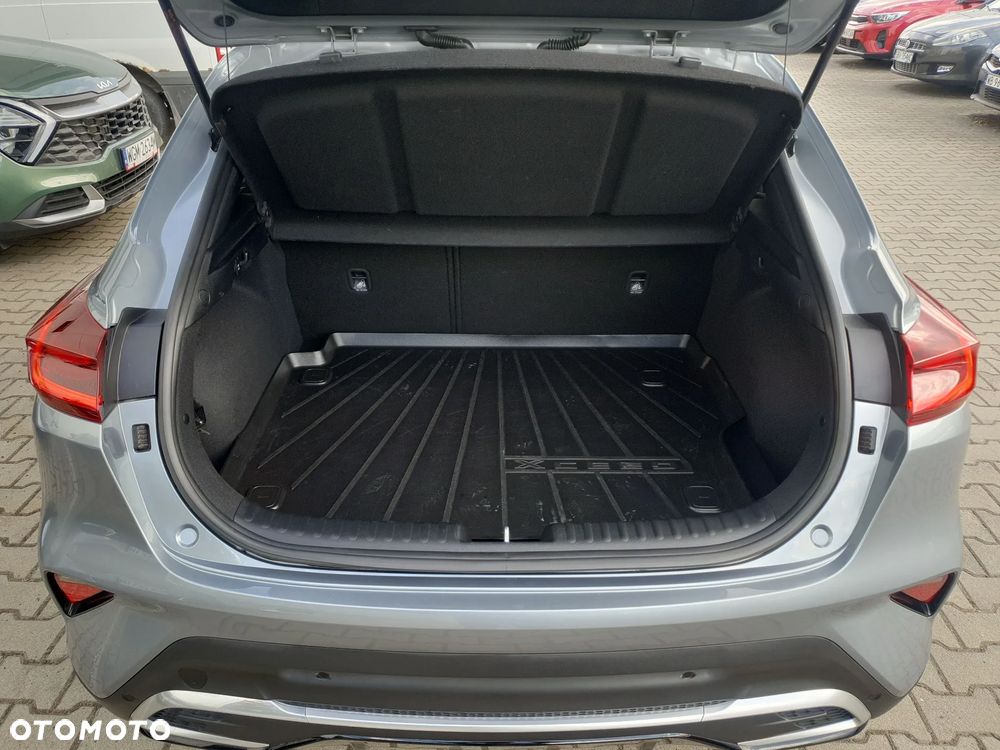 Kia XCeed 1.5 T-GDI M - 18