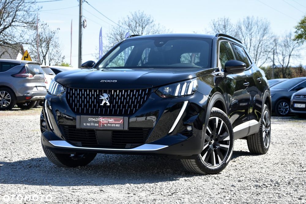 Peugeot 2008 PureTech 130 EAT8 GT - 9