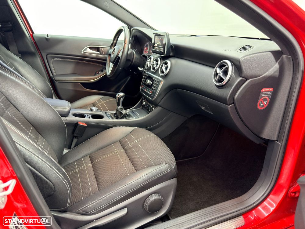 Mercedes-Benz A 180 d Urban - 15