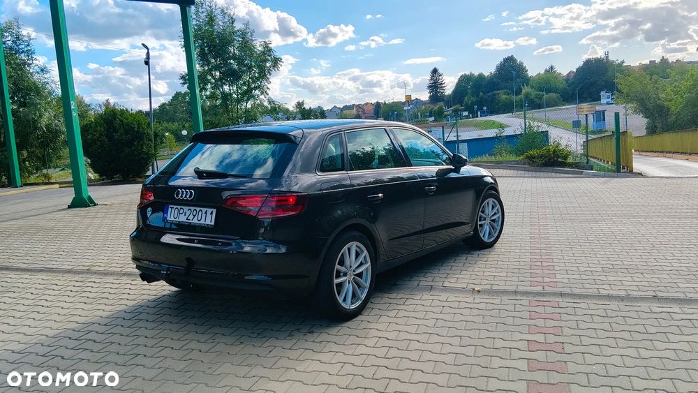 Audi A3 Sportback - 3