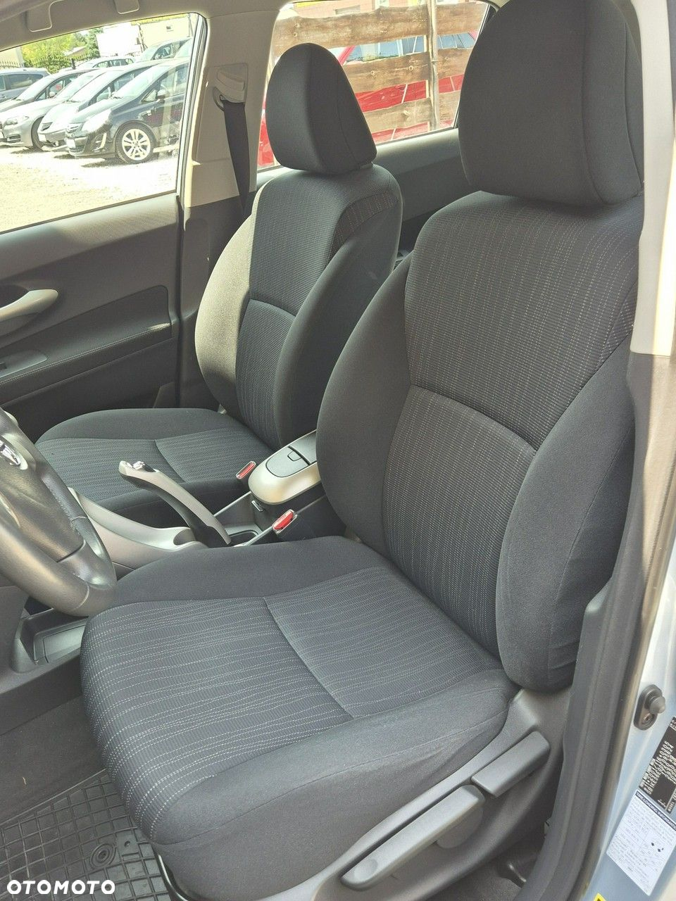 Toyota Auris - 11