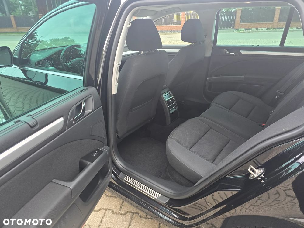 Skoda Superb 2.0 TDI DSG Elegance - 20