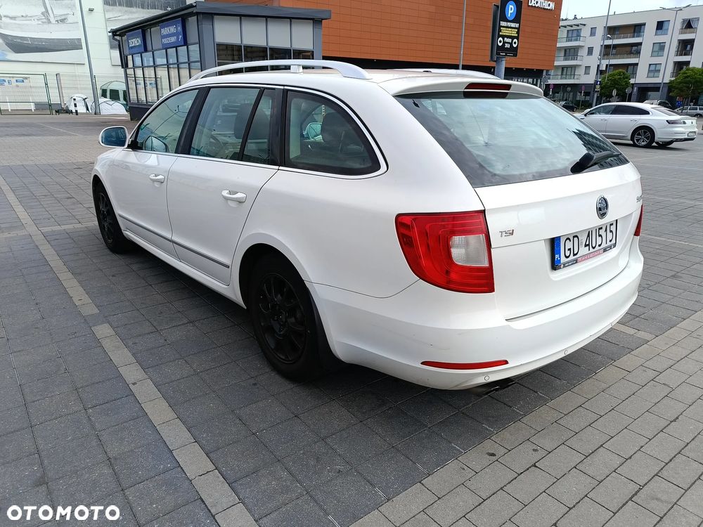 Skoda Superb 1.8 TSI DSG Elegance - 2