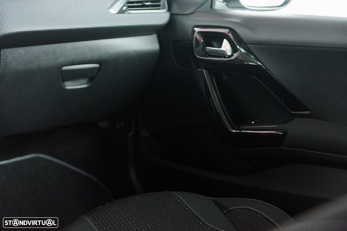 Peugeot 208 1.2 PureTech Allure - 47