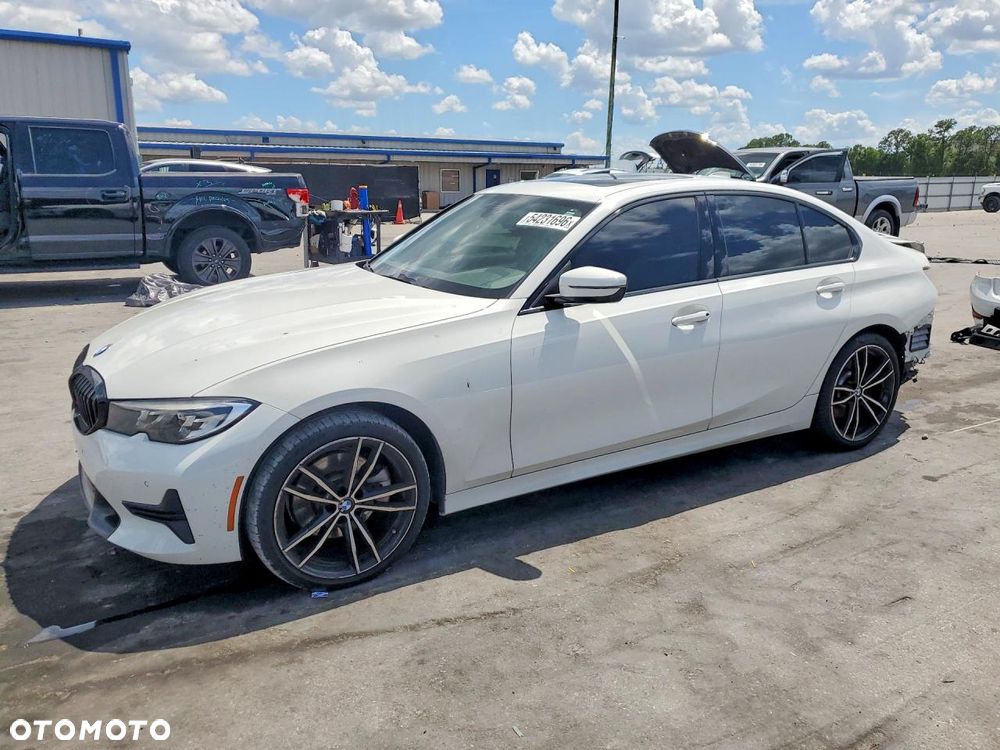 BMW Seria 3 330i - 2