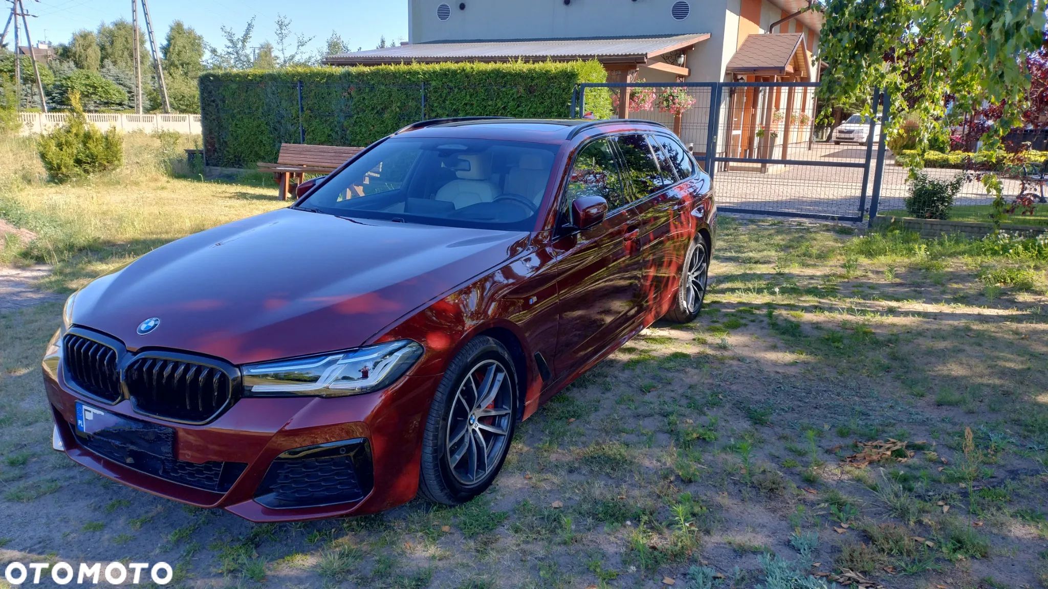 BMW Seria 5 530d xDrive Touring M Sport Edition - 1