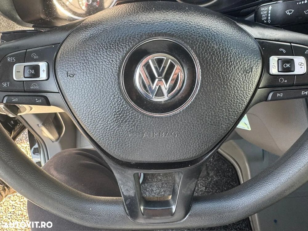 Volkswagen CRAFTER - 10