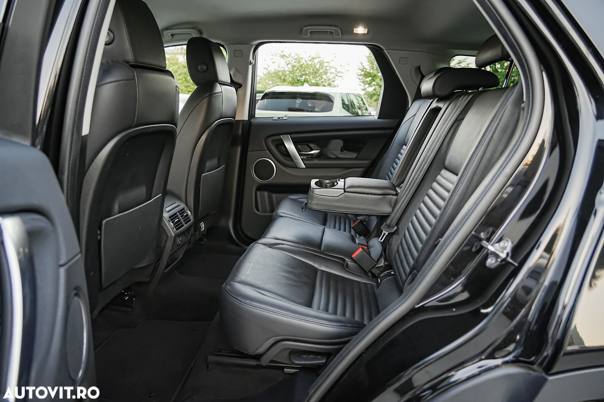 Land Rover Discovery Sport 2.0 D150 MHEV - 9