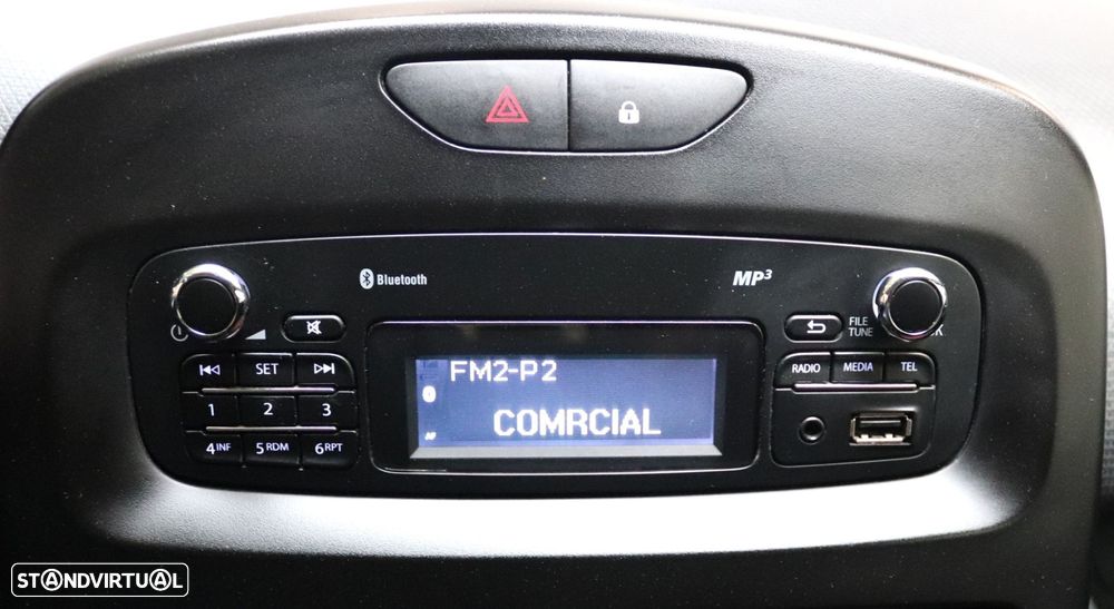 Renault Clio 1.2 16V Confort - 14