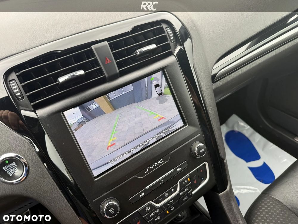 Ford Mondeo - 29