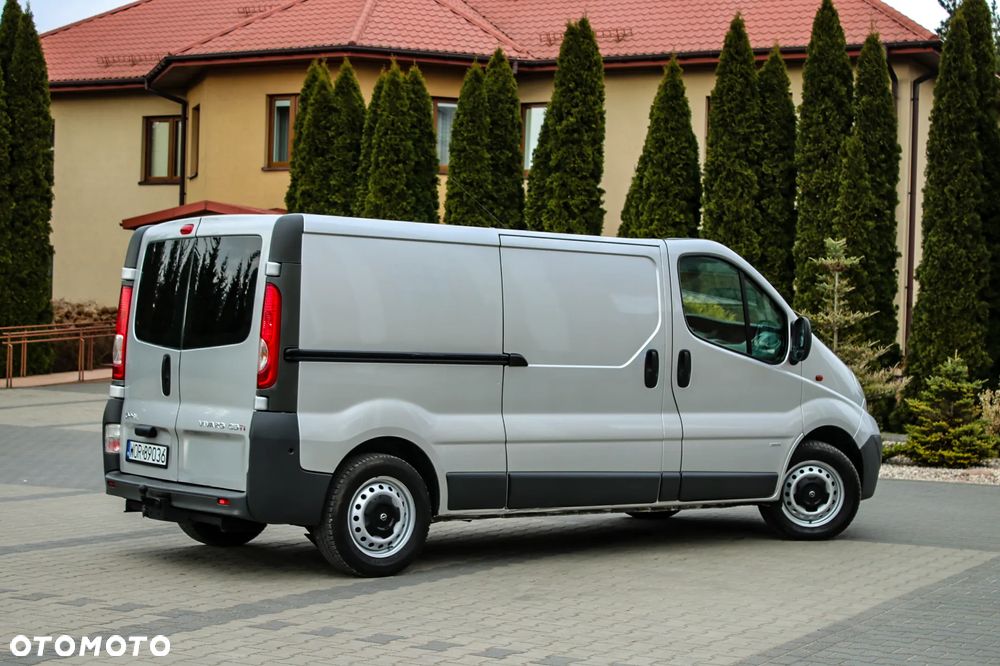Opel Vivaro - 9