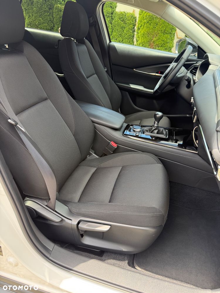 Mazda CX-30 2.0 mHEV Hikari 2WD - 17