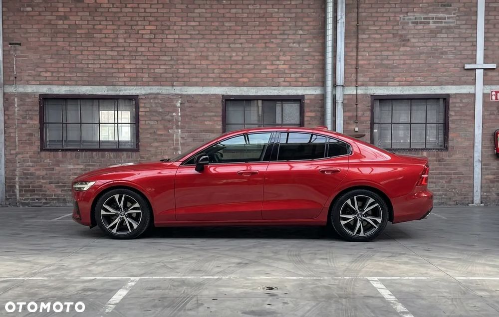 Volvo S60 T4 R-Design - 6