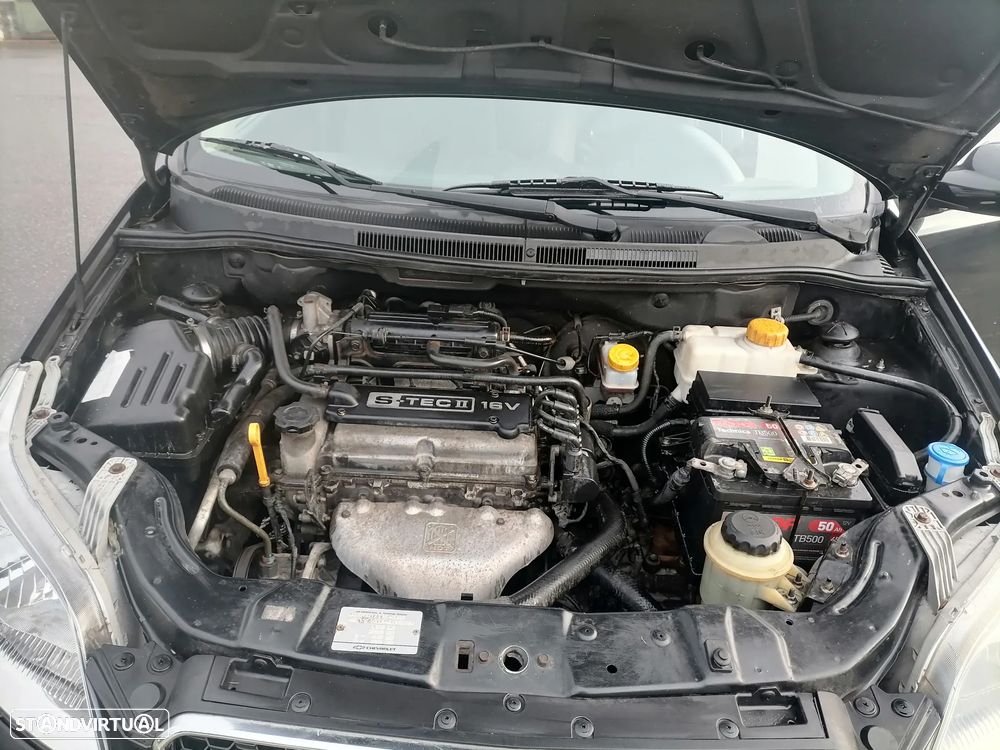 Chevrolet Aveo 1.2 LS - 15