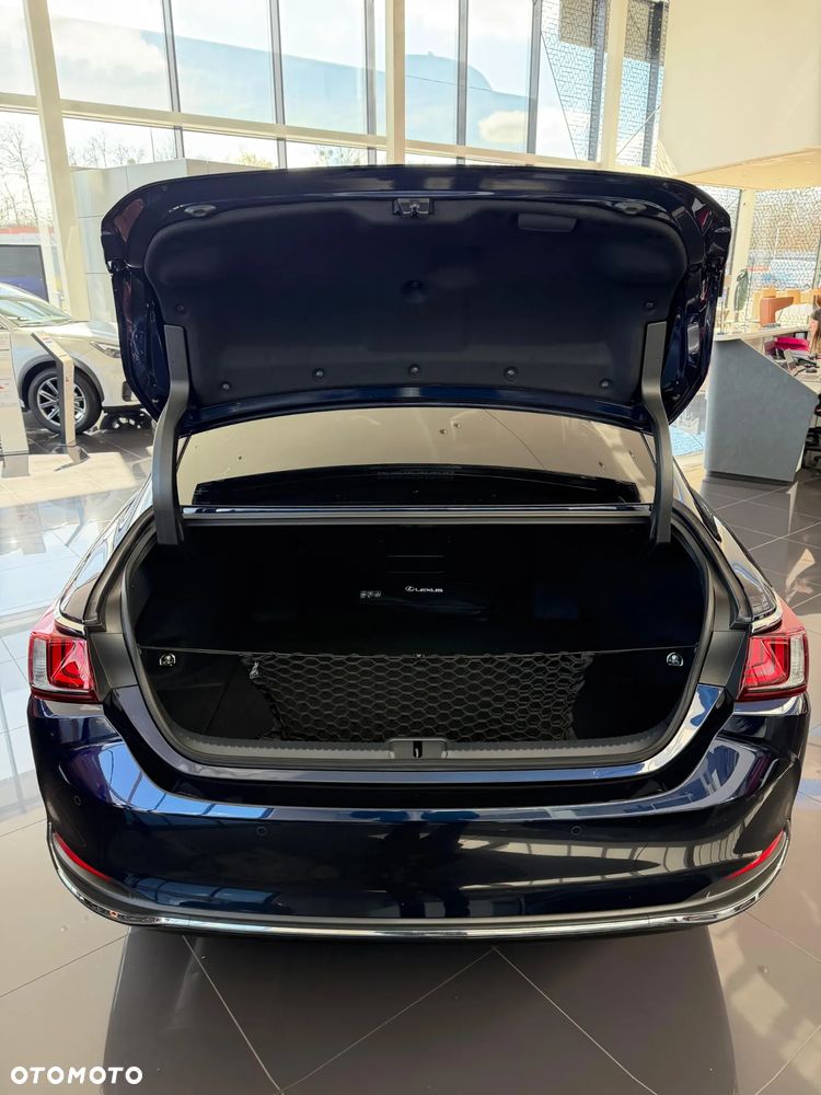 Lexus ES 300h Business Edition - 7