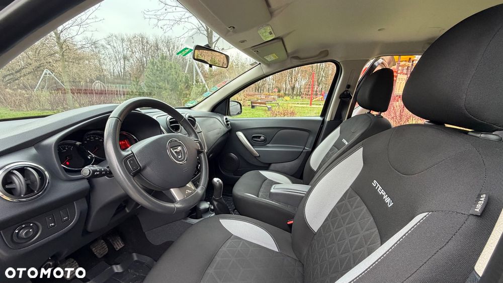 Dacia Sandero Stepway dCi 90 S&S Ambiance - 24