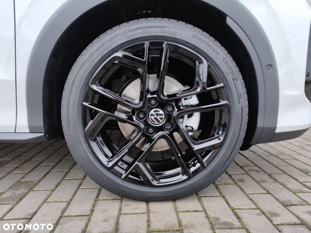 Volkswagen T-Roc - 13