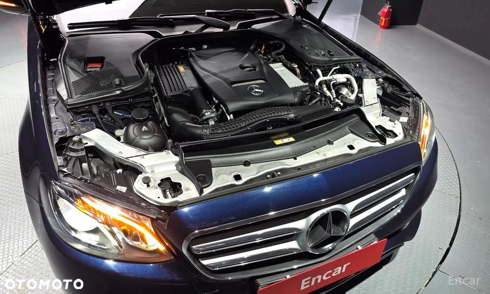 Mercedes-Benz Klasa E 300 d 9G-TRONIC Avantgarde - 11
