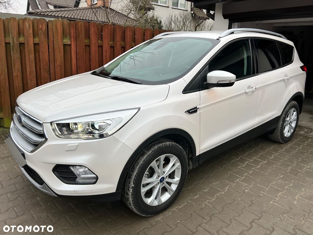 Ford Kuga - 2