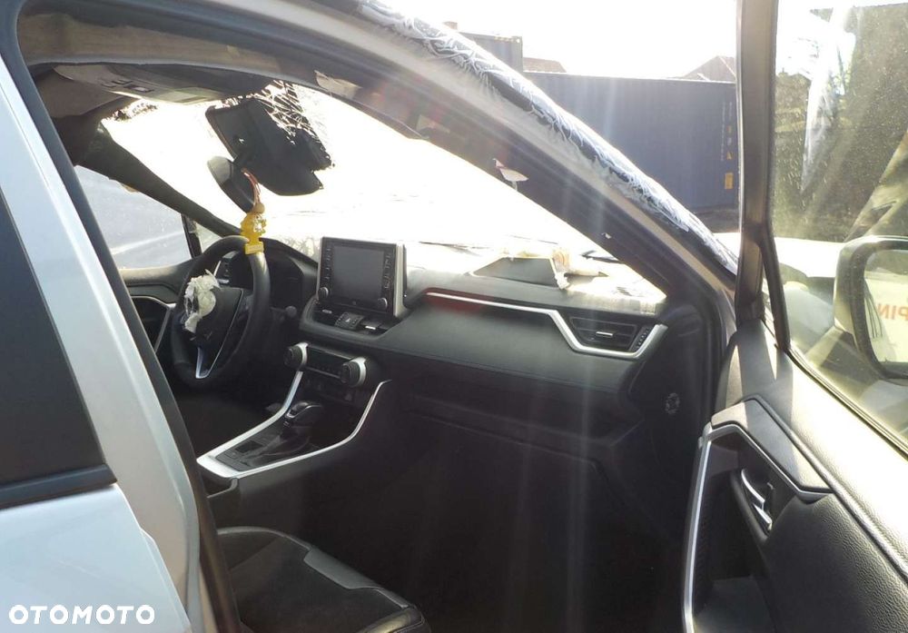 Toyota RAV4 - 19