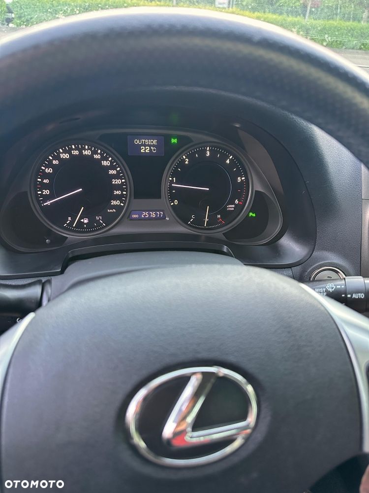 Lexus Inny - 6