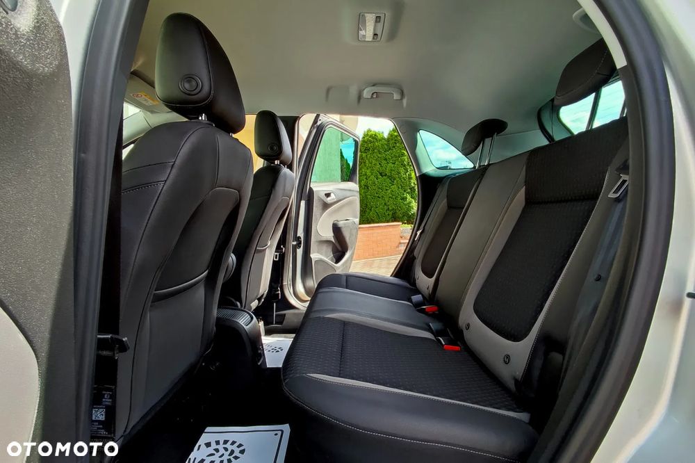 Opel Crossland X 1.2 T 120 Lat S&S - 33