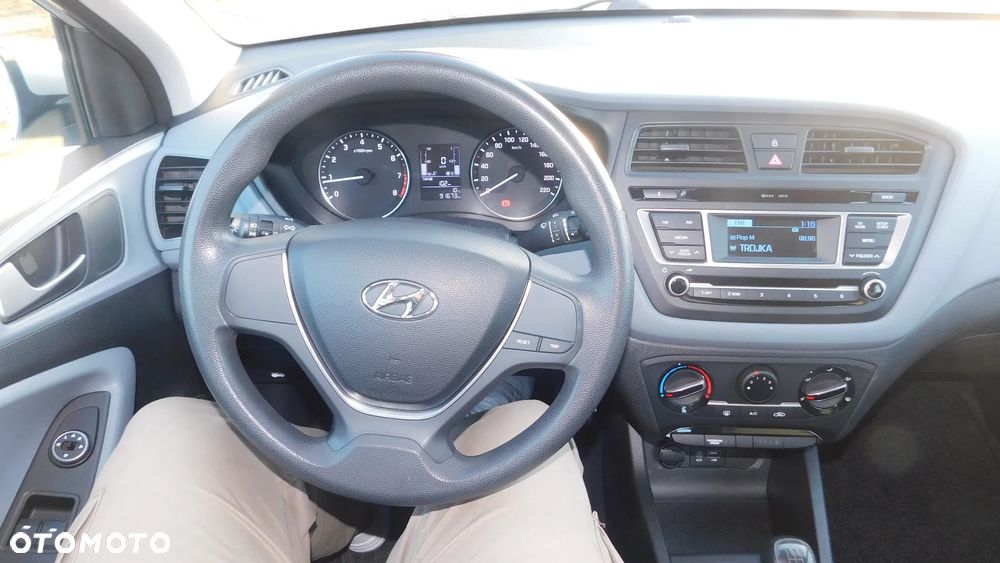 Hyundai i20 1.2 Classic Plus - 22