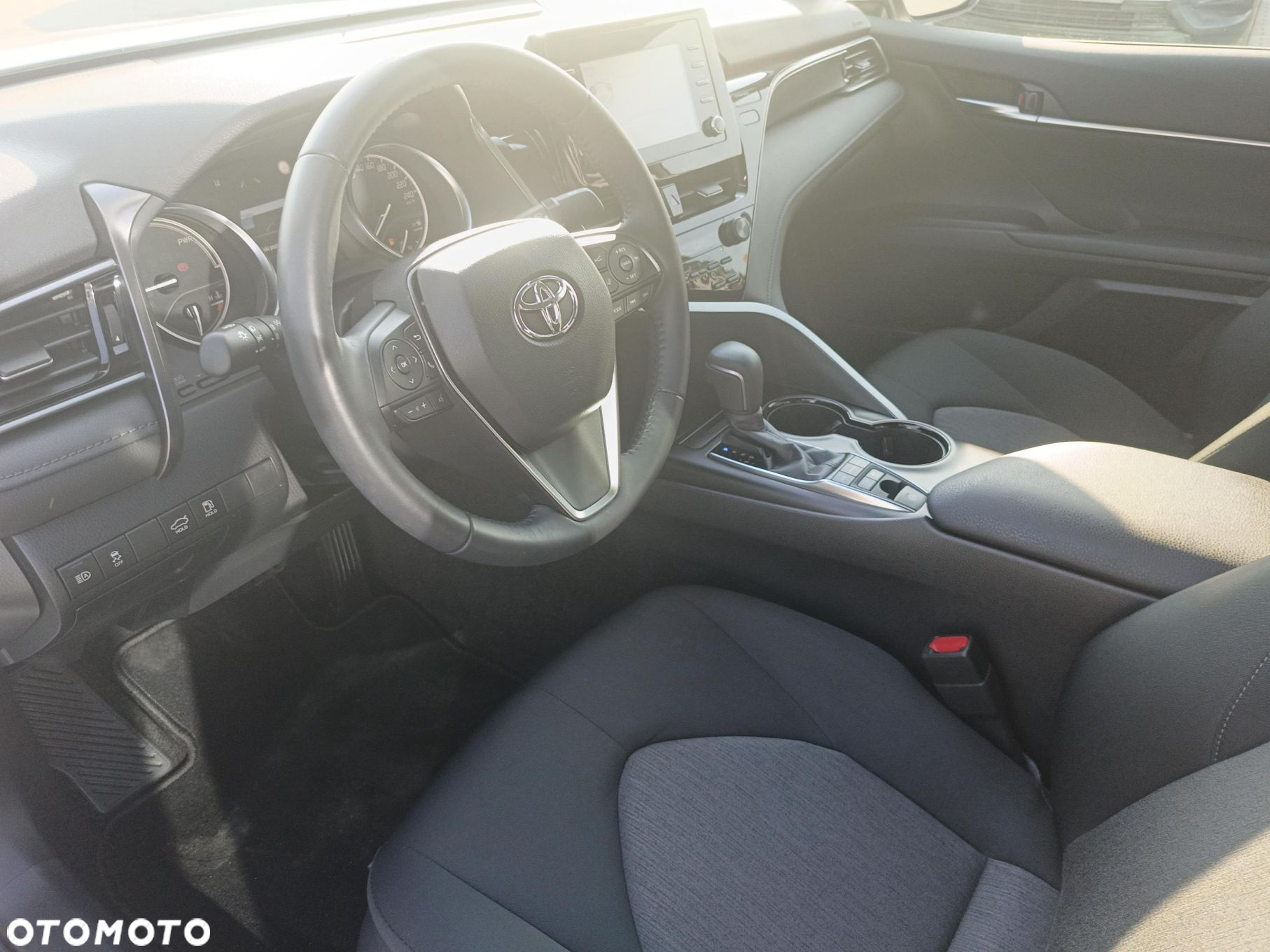 Toyota Camry - 9