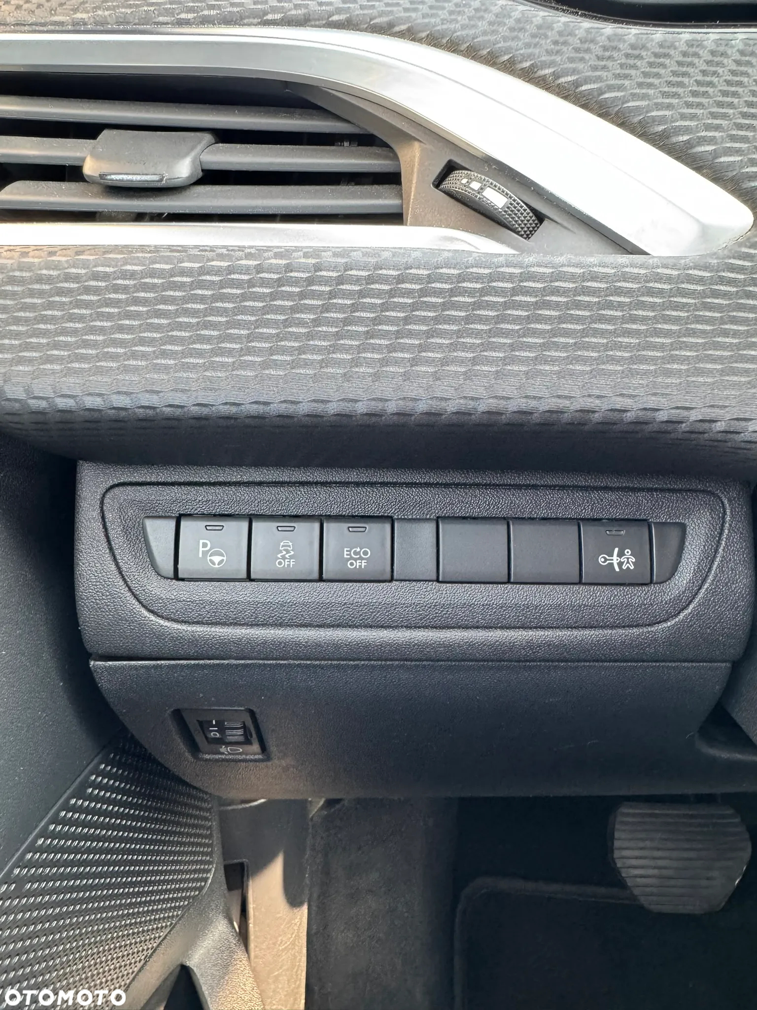 Peugeot 2008 - 16