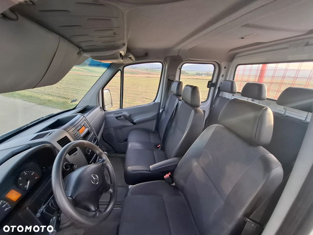 Mercedes-Benz Sprinter - 5