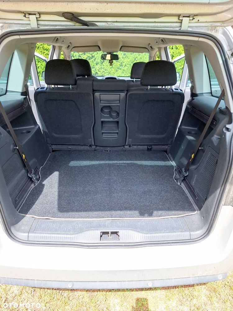 Opel Zafira 1.8 Cosmo EU5 - 11