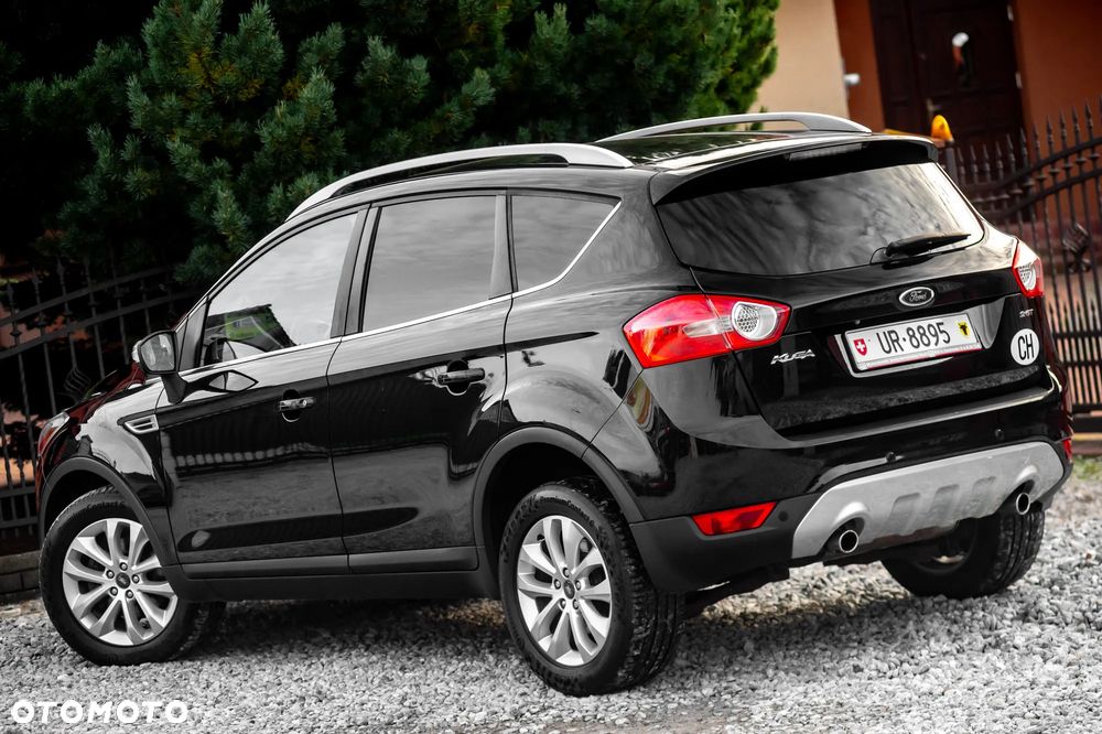 Ford Kuga 2.5 4x4 Titanium - 10