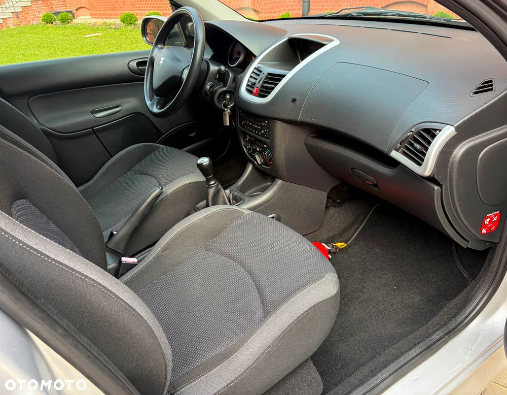 Peugeot 206 - 14