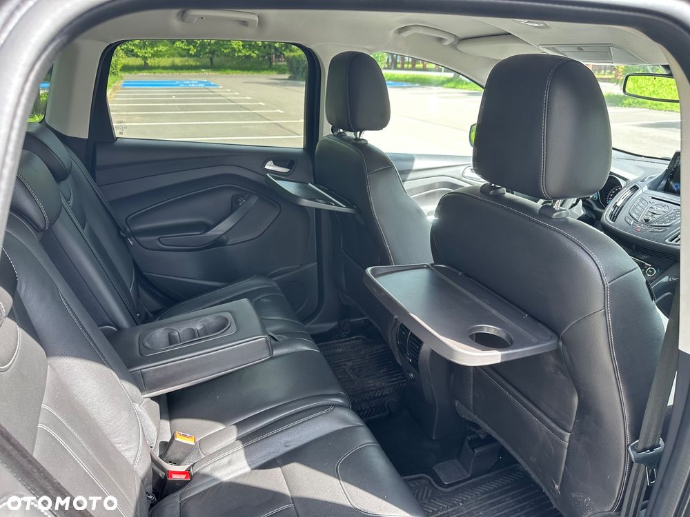 Ford Kuga - 9