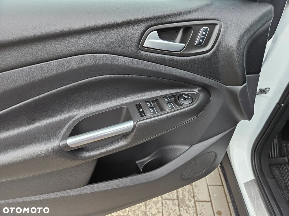 Ford Kuga 2.0 TDCi 4x4 Titanium - 35