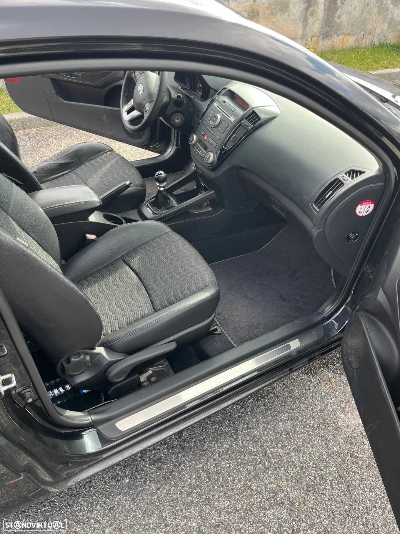 Kia Ceed S Coupé 1.6 CRDi TX ISG - 10