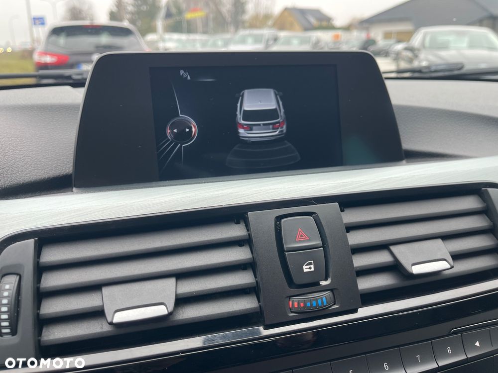 BMW Seria 3 318d Blue Performance Luxury Line - 17