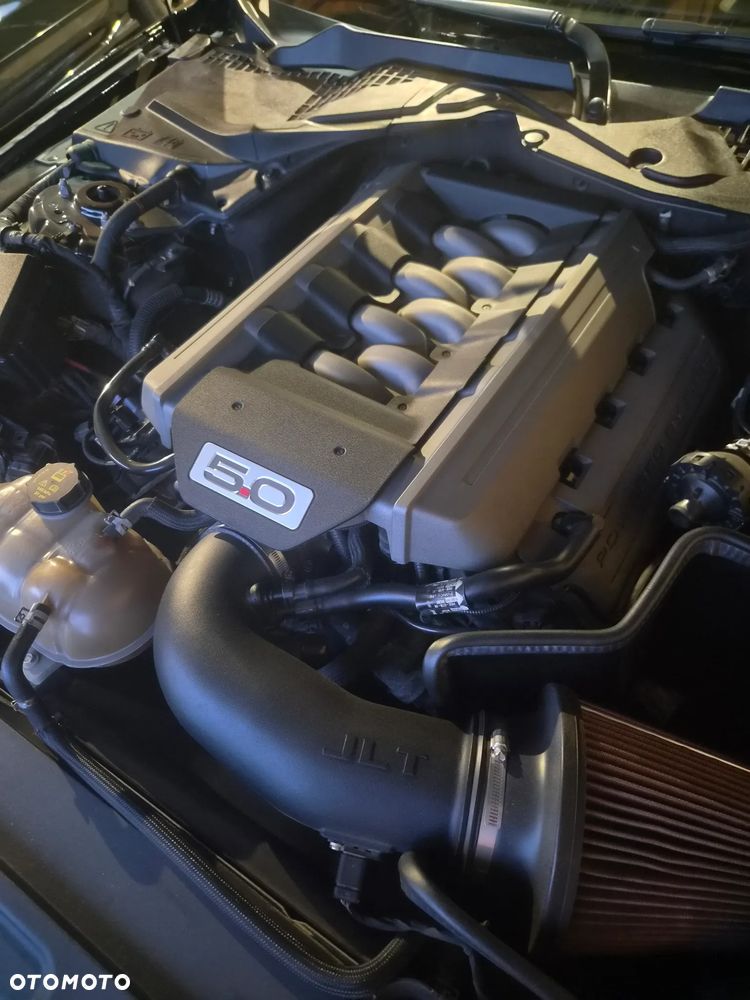 Ford Mustang 5.0 V8 GT - 6