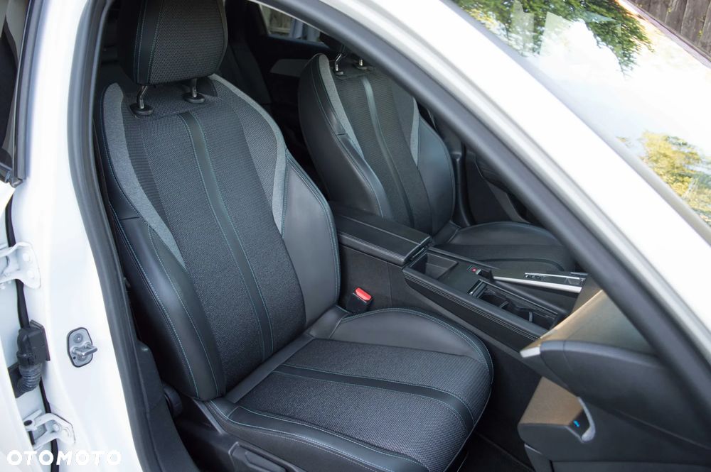 Peugeot 308 BlueHDi 130 EAT8 Allure - 35