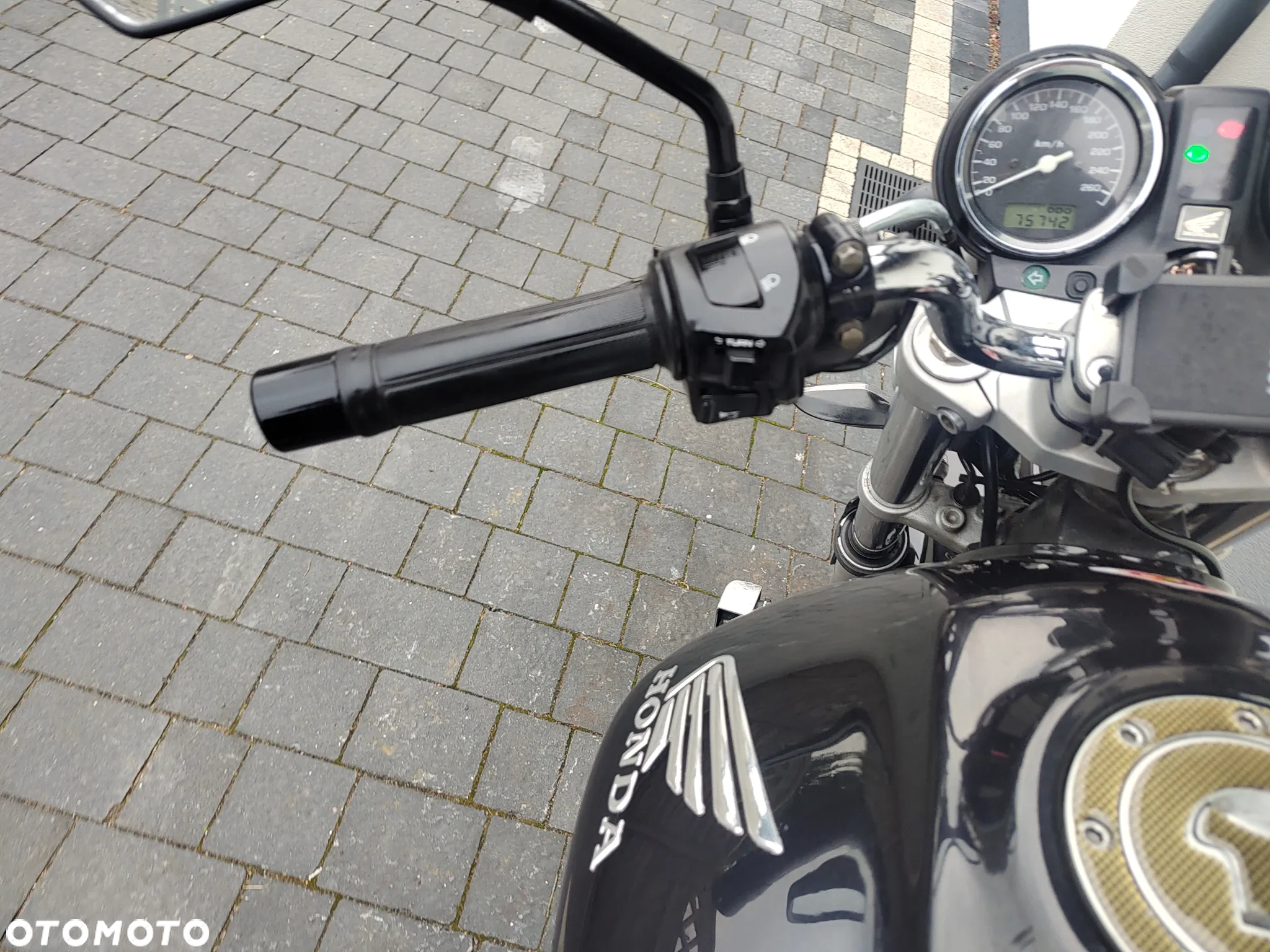 Honda Hornet - 11