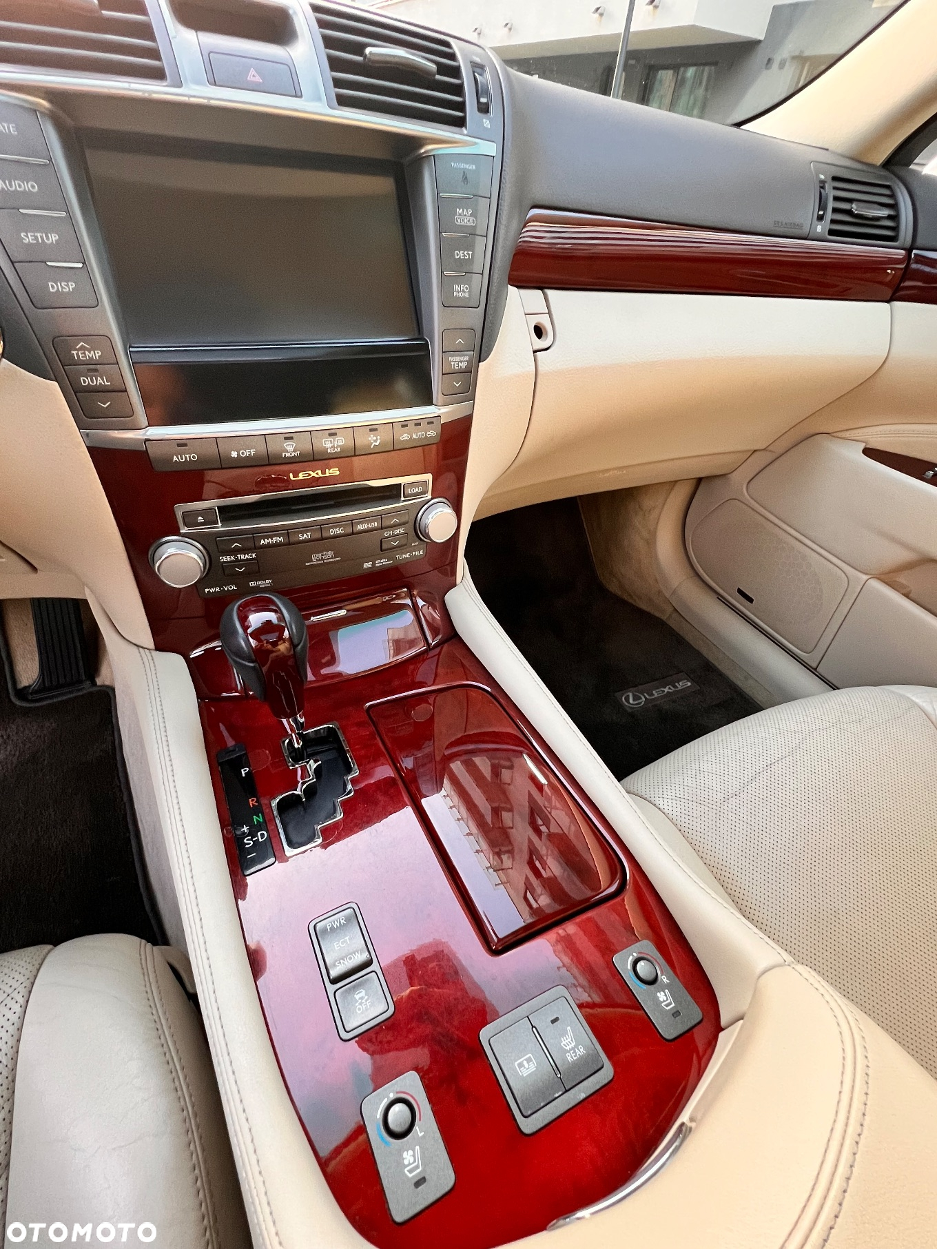 Lexus LS 460 - 13