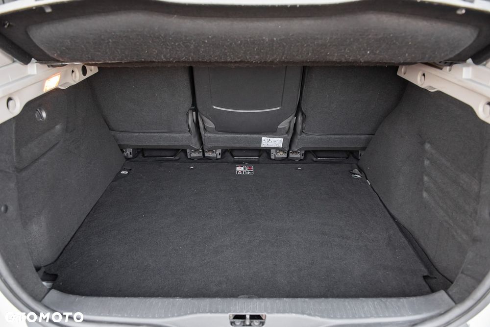 Renault Scenic ENERGY dCi 110 LIMITED - 28