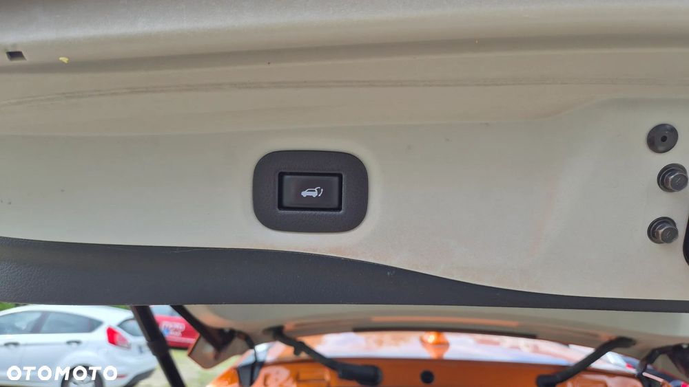 Nissan X-Trail 2.0 dCi Tekna 4WD Xtronic - 10