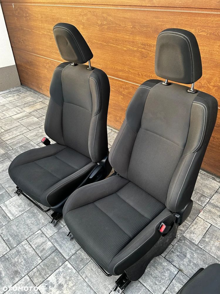 RAV4 IV (12-18) bdb! - 4