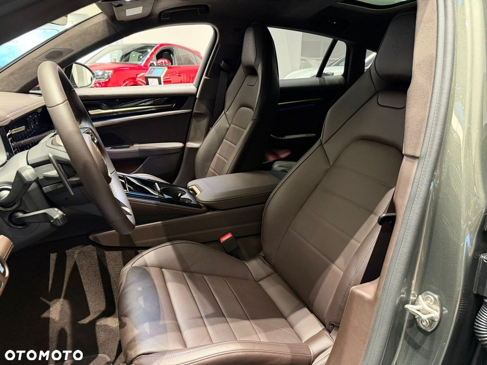 Porsche Panamera - 14