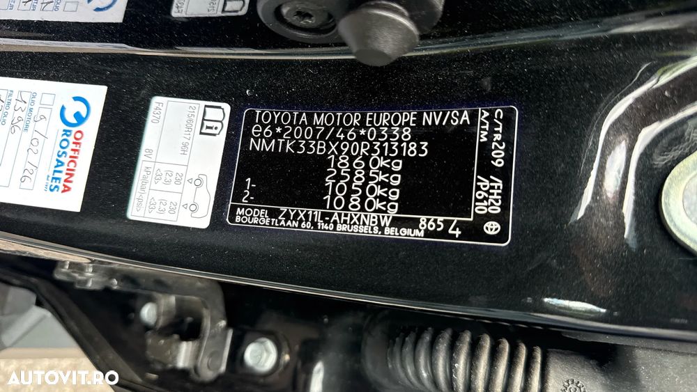 Toyota C-HR 1.8 HSD 122 CP 4x2 CVT Core - 36