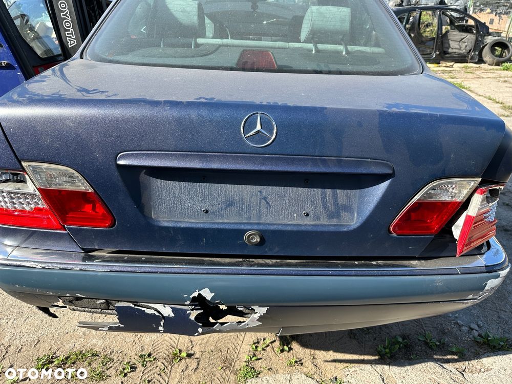 Mercedes e 210 2,9 td drzwi klapa zamek fotel szyba dach - 2